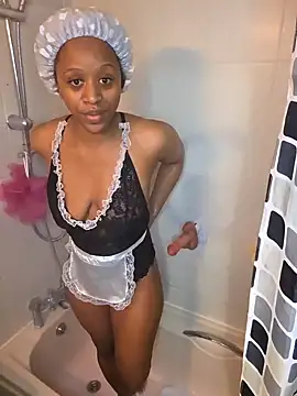 Snapshot of chichi1202 chatting on 19, 10, 2025 chichi1202 online show from 19, 10, 2025