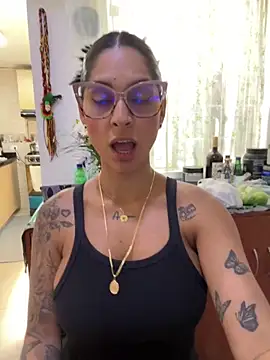 charlotte stevenss  online show from 5, 3, 2025