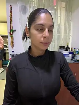 charlotte stevenss  online show from 20, 3, 2025