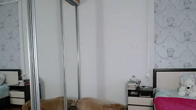 Snapshot of Popppka chatting on 30, 11, 2025 Popppka online show from 30, 11, 2025