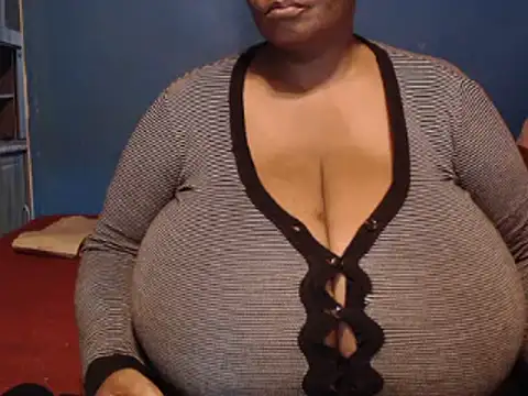 CUTEFIRMMELONSS online show from 15, 1, 2025
