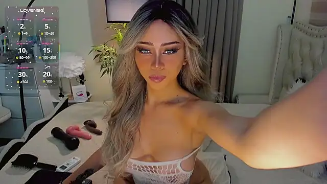 FinestGirlx online show from 9, 9, 2025