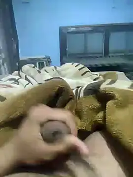 Snapshot of Deshilund9 chatting on 12, 12, 2024 Deshilund9 online show from 12, 12, 2024