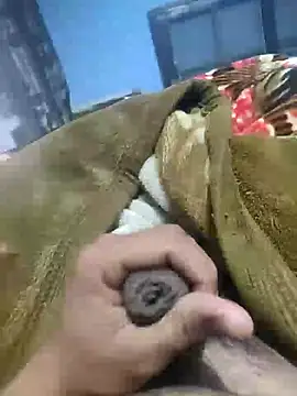 Snapshot of Deshilund9 chatting on 15, 12, 2024 Deshilund9 online show from 15, 12, 2024