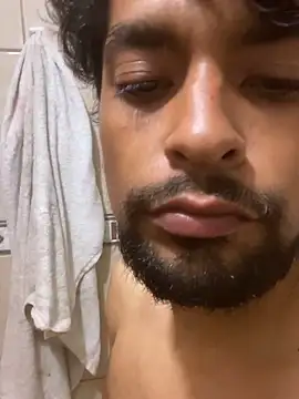 Snapshot of thegoldensexting420 chatting on 19, 9, 2025 thegoldensexting420 online show from 19, 9, 2025