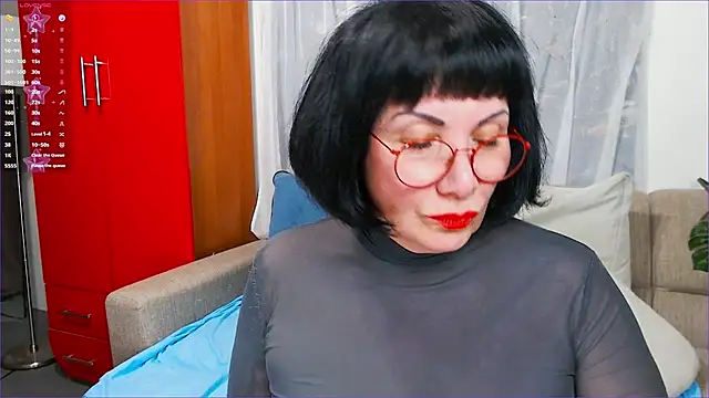 Snapshot of SquirtySlut chatting on 28, 1, 2025 SquirtySlut online show from 28, 1, 2025