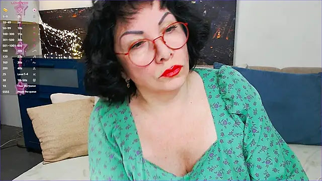 Snapshot of SquirtySlut chatting on 7, 2, 2025 SquirtySlut online show from 7, 2, 2025