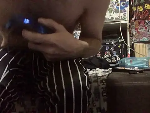 Snapshot of DAdrizzleman4187 chatting on 12, 2, 2025 DAdrizzleman4187 online show from 12, 2, 2025