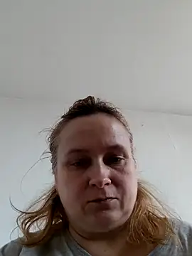 Snapshot of She-devilx chatting on 4, 11, 2025 She-devilx online show from 4, 11, 2025