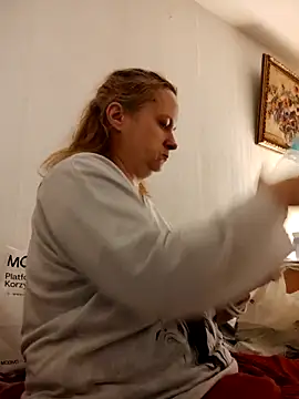 Snapshot of She-devilx chatting on 14, 11, 2025 She-devilx online show from 14, 11, 2025