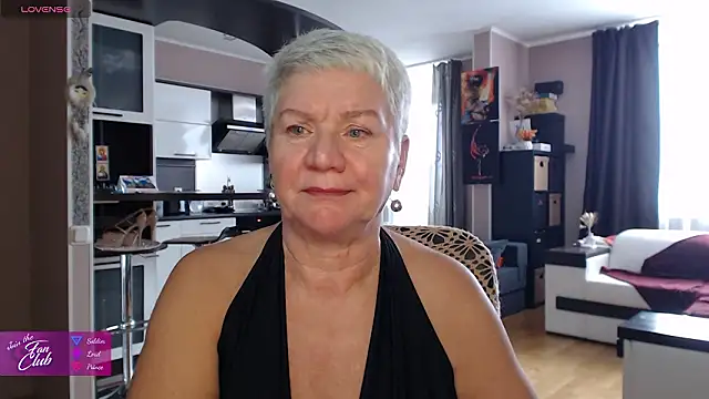 Snapshot of roxana_brooks chatting on 9, 2, 2026 roxana brooks online show from 9, 2, 2026