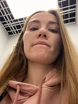 ValenciaShock online show from 5, 2, 2025