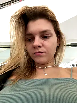 ValenciaShock online show from 10, 9, 2025