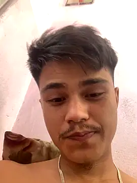 Hullax online show from 4, 11, 2025