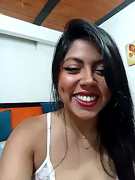 leah passion online show from 23, 10, 2025