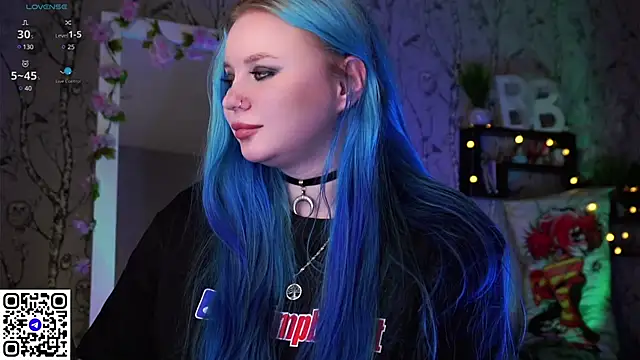 Snapshot of Moon_Valkyrie chatting on 23, 2, 2025 Moon Valkyrie online show from 23, 2, 2025