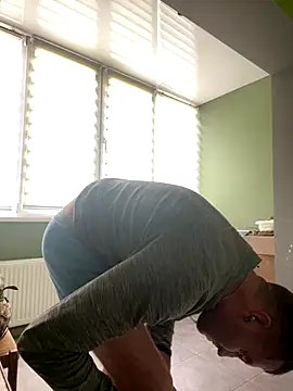 Snapshot of SexSanich chatting on 29, 9, 2025 SexSanich online show from 29, 9, 2025