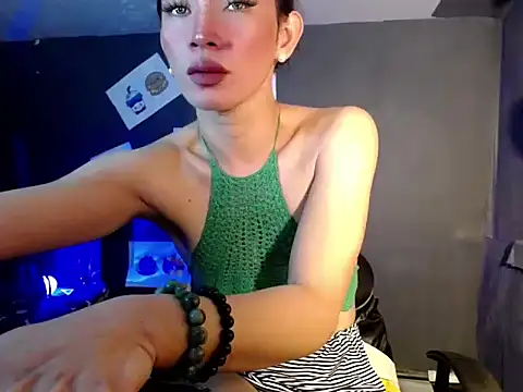 Snapshot of Rhianna_wilson chatting on 25, 10, 2025 Rhianna wilson online show from 25, 10, 2025