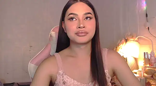 Ashely Lewis online show from 2, 2, 2025