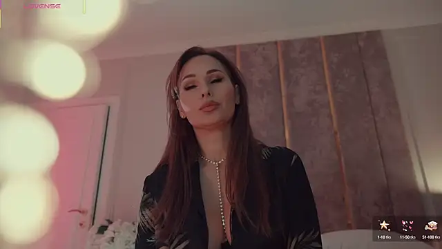 MilaDYstarlight online show from 19, 10, 2025