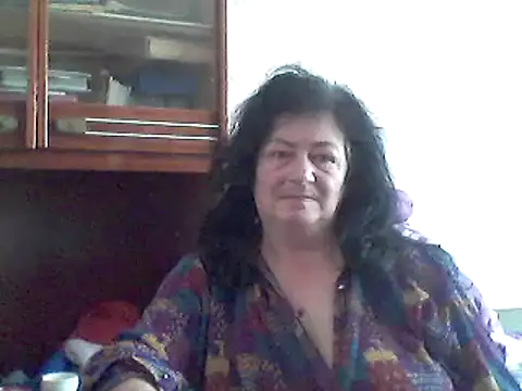 Snapshot of GypsiQueen2 chatting on 18, 2, 2025 GypsiQueen2 online show from 18, 2, 2025