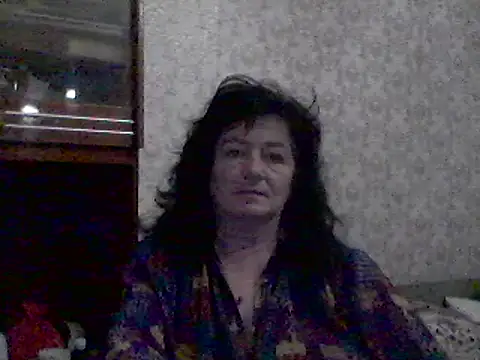 Snapshot of GypsiQueen2 chatting on 25, 2, 2025 GypsiQueen2 online show from 25, 2, 2025