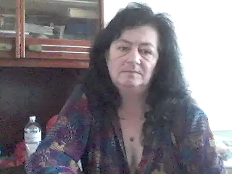 Snapshot of GypsiQueen2 chatting on 6, 3, 2025 GypsiQueen2 online show from 6, 3, 2025
