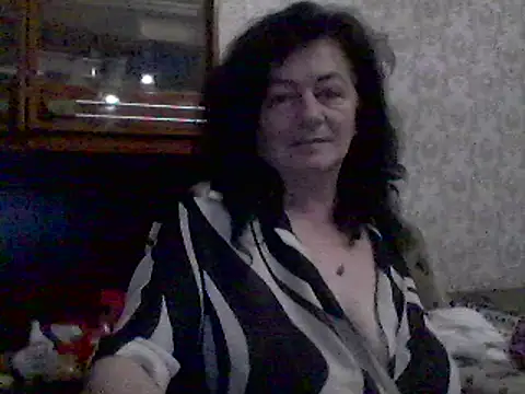 Snapshot of GypsiQueen2 chatting on 12, 3, 2025 GypsiQueen2 online show from 12, 3, 2025