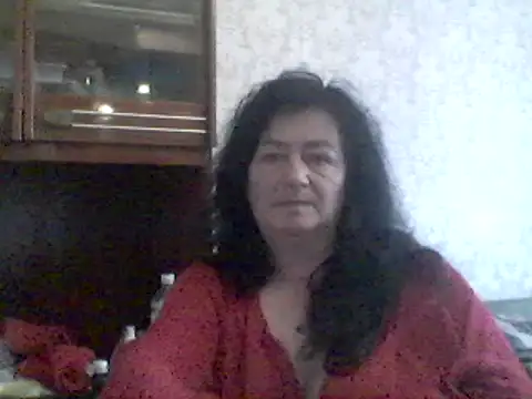 Snapshot of GypsiQueen2 chatting on 21, 3, 2025 GypsiQueen2 online show from 21, 3, 2025