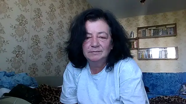 GypsiQueen2 online show from 26, 7, 2026