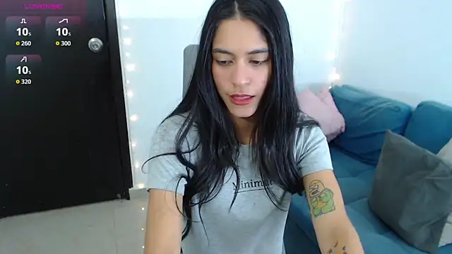 Snapshot of imSophia chatting on 14, 9, 2025 imSophia online show from 14, 9, 2025