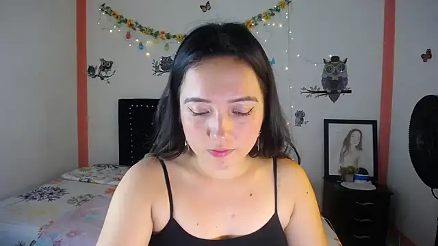 naughty girl 4u online show from 9, 1, 2025