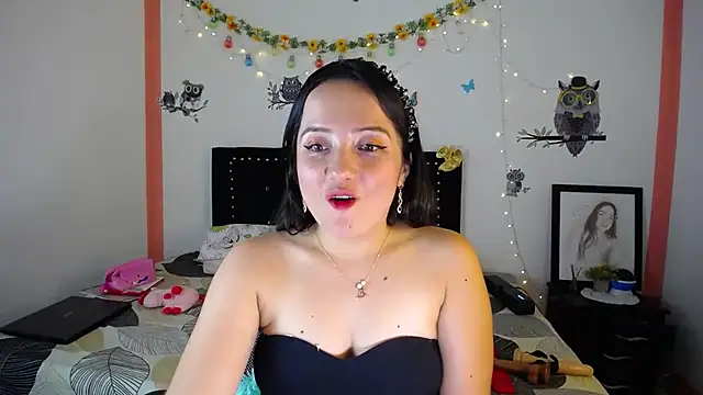 naughty girl 4u online show from 22, 1, 2025