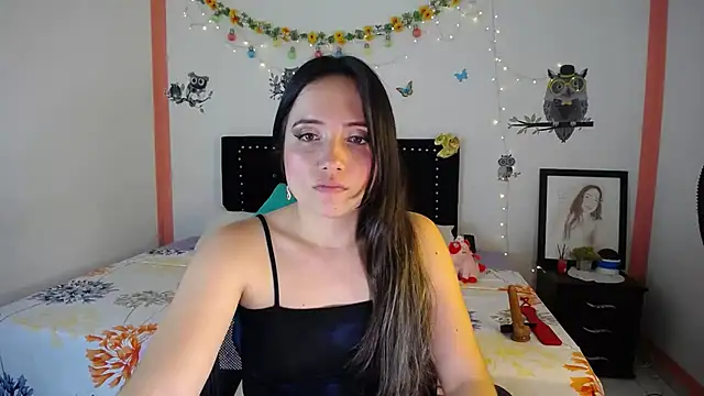 naughty girl 4u online show from 6, 2, 2025