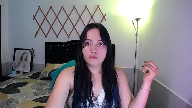 naughty girl 4u online show from 26, 9, 2025