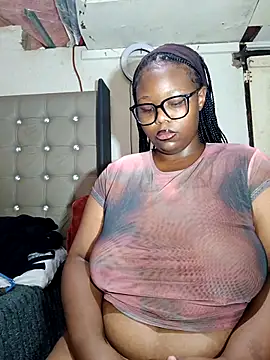 Aaaliyah445 online show from 3, 3, 2026