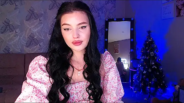 Snapshot of __Malika__ chatting on 11, 12, 2024 Malika online show from 11, 12, 2024