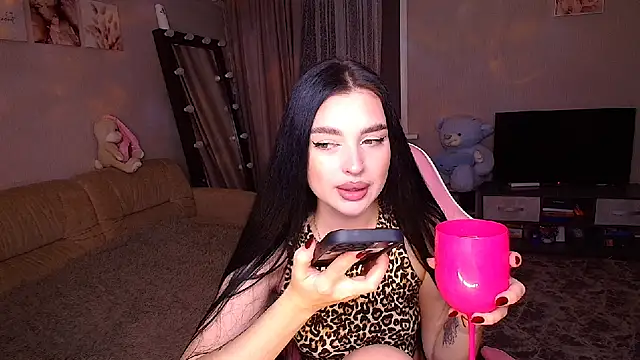 Snapshot of __Malika__ chatting on 23, 9, 2025 Malika online show from 23, 9, 2025