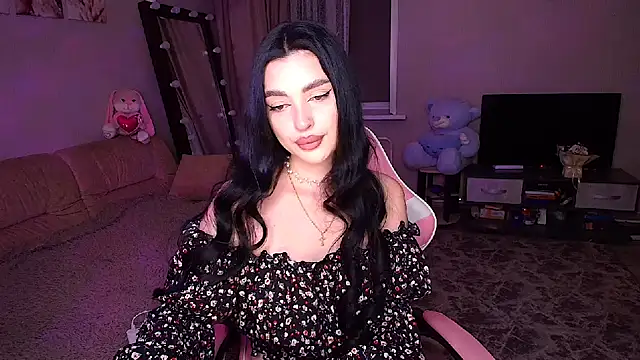 Snapshot of __Malika__ chatting on 4, 10, 2025 Malika online show from 4, 10, 2025