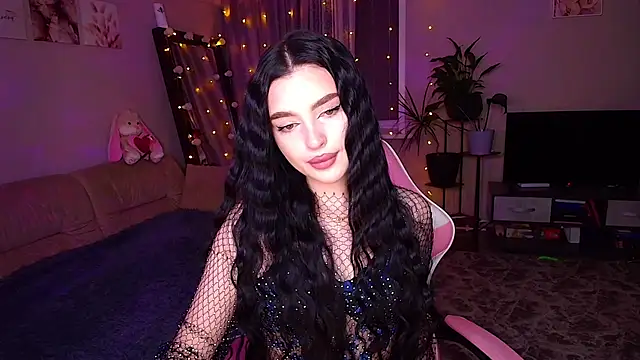 Snapshot of __Malika__ chatting on 27, 11, 2025 Malika online show from 27, 11, 2025