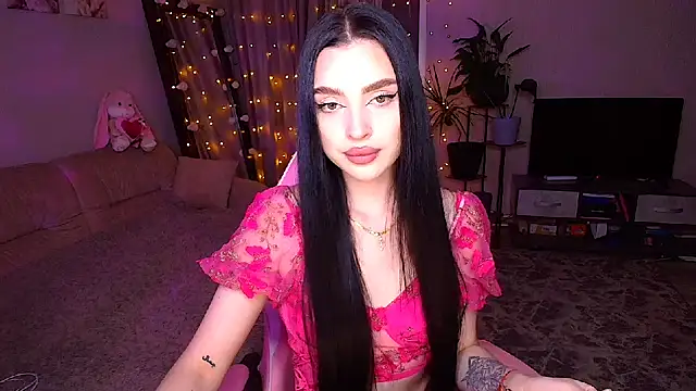 Snapshot of __Malika__ chatting on 3, 12, 2025 Malika online show from 3, 12, 2025