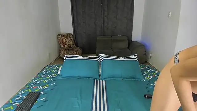 Snapshot of Fairycandyx chatting on 18, 2, 2025 Fairycandyx online show from 18, 2, 2025