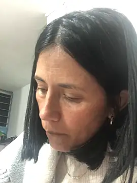 Snapshot of sharoon_cheerry chatting on 25, 2, 2025 sharoon cheerry online show from 25, 2, 2025