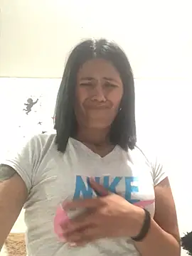 Snapshot of sharoon_cheerry chatting on 27, 2, 2025 sharoon cheerry online show from 27, 2, 2025