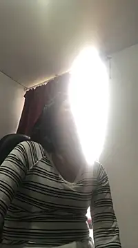 Snapshot of sharoon_cheerry chatting on 12, 3, 2025 sharoon cheerry online show from 12, 3, 2025