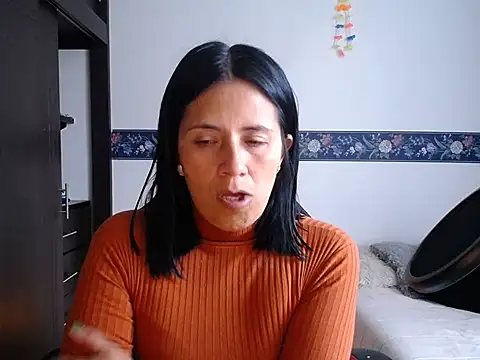 Snapshot of sharoon_cheerry chatting on 11, 9, 2025 sharoon cheerry online show from 11, 9, 2025