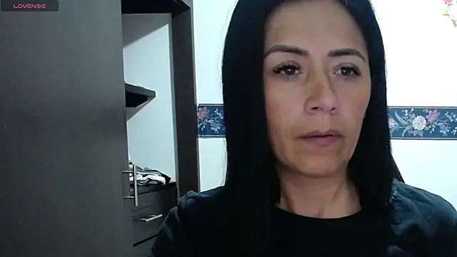 Snapshot of sharoon_cheerry chatting on 16, 9, 2025 sharoon cheerry online show from 16, 9, 2025