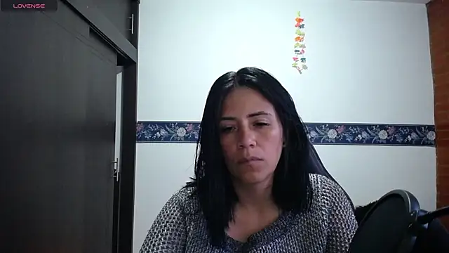 Snapshot of sharoon_cheerry chatting on 17, 9, 2025 sharoon cheerry online show from 17, 9, 2025