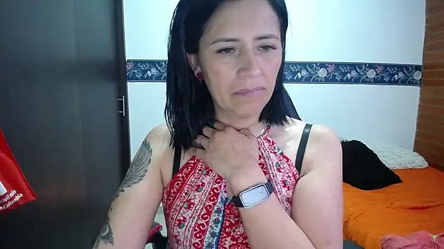 Snapshot of sharoon_cheerry chatting on 11, 10, 2025 sharoon cheerry online show from 11, 10, 2025