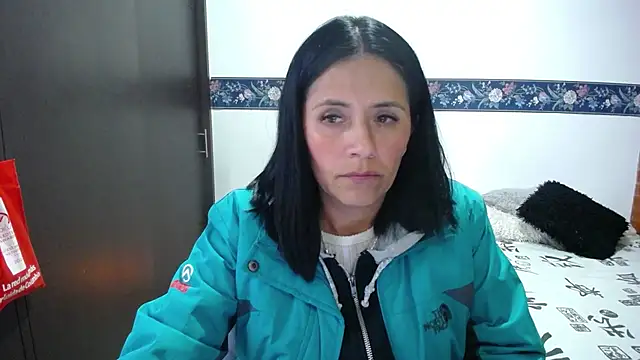 Snapshot of sharoon_cheerry chatting on 16, 10, 2025 sharoon cheerry online show from 16, 10, 2025